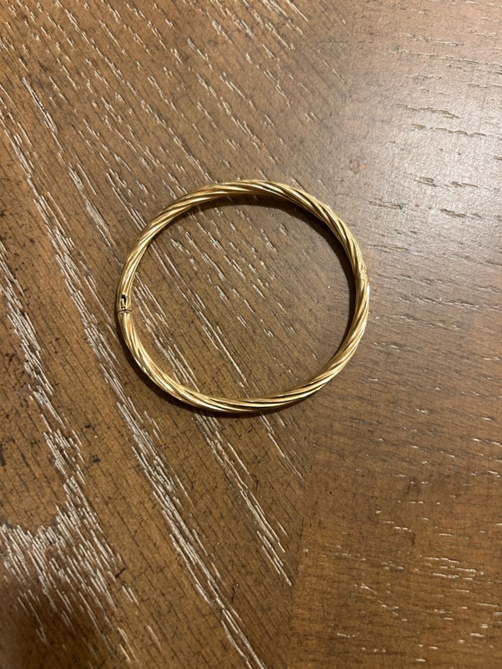 Vintage 14k twist rope yellow gold bangle